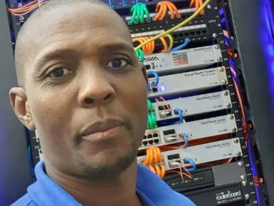 Le Centre d'Assistance Technique : un outil vital pour la viabilité technique des radios