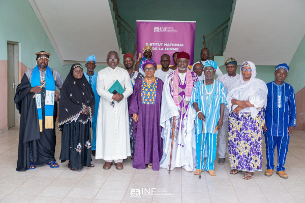 Natitingou : l’Institut National de la Femme engage un dialogue avec les leaders locaux
